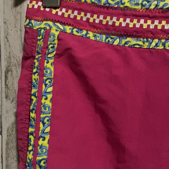 Robert Graham Men’s Bright Pink Swim Trunks - Picture 3 of 6